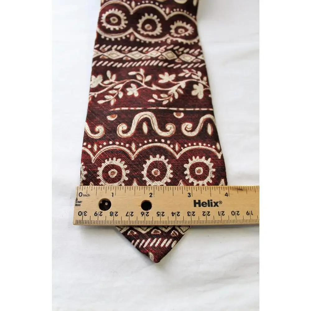 Vintage BRIAR 4 Inch Italian Silk Geometric Necktie, Burgundy & Ivory